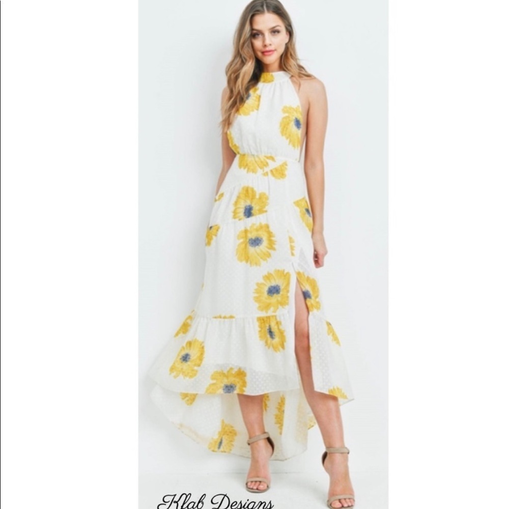 New! Clearance 🔥Ruffled Floral Halter Cross Back Maxi Dress - Picture 5 of 8